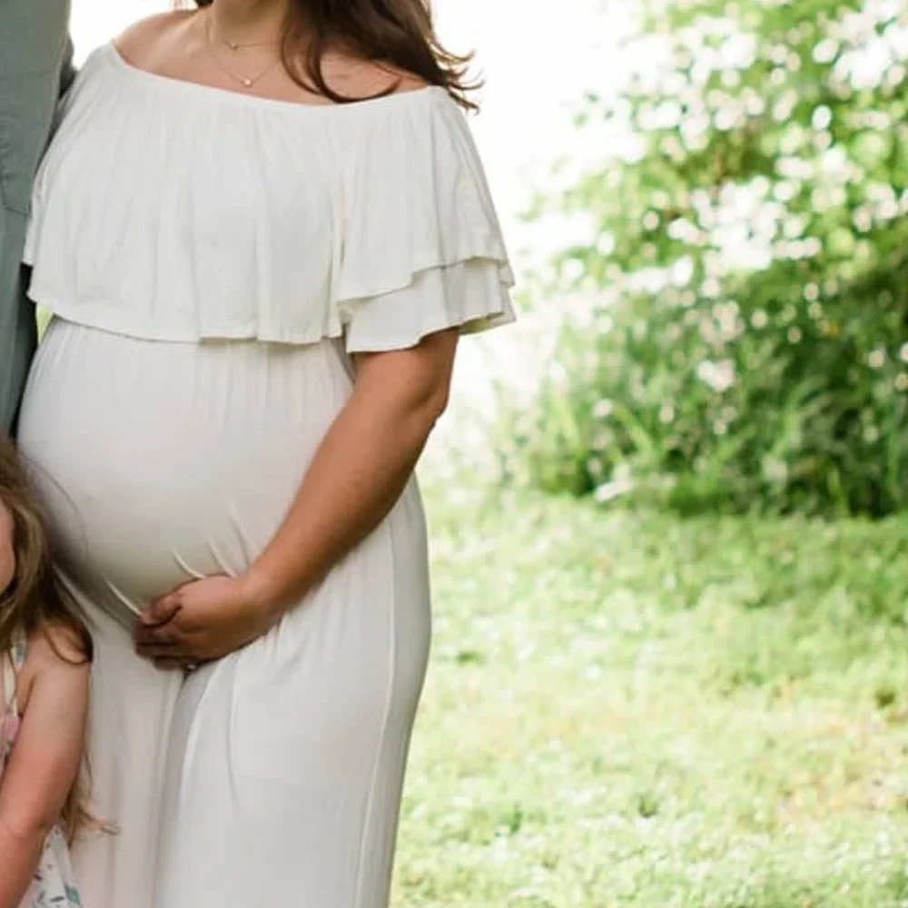 White maternity dress - Picture 2 of 2